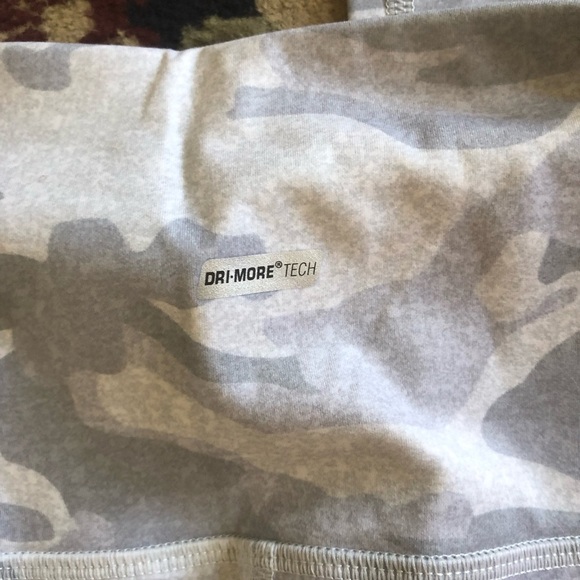 Athletic Works dri-more XL  Camouflage Leggings- fitted cropped - new or like ne - Picture 7 of 8